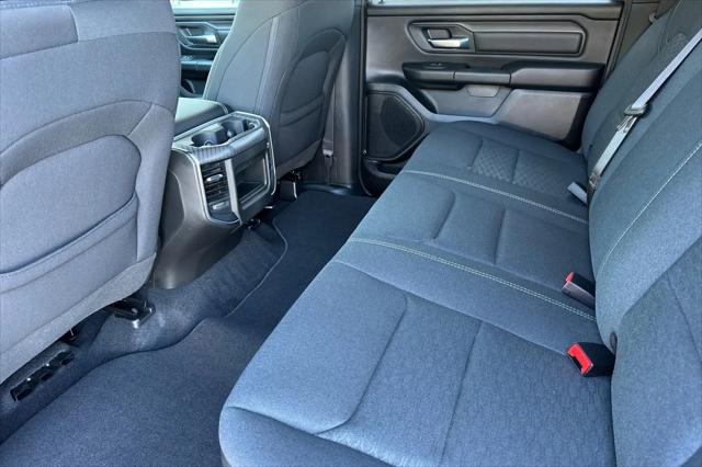 2026 Ram 1500 Express Crew Cab 4x4 5'7" Box