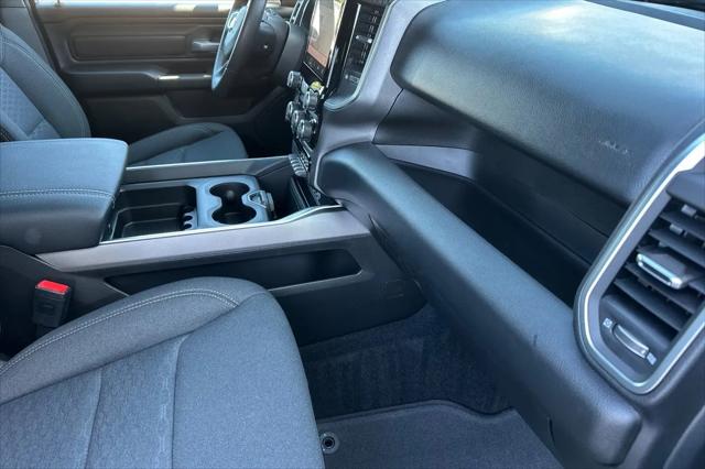 2026 Ram 1500 Express Crew Cab 4x4 5'7" Box