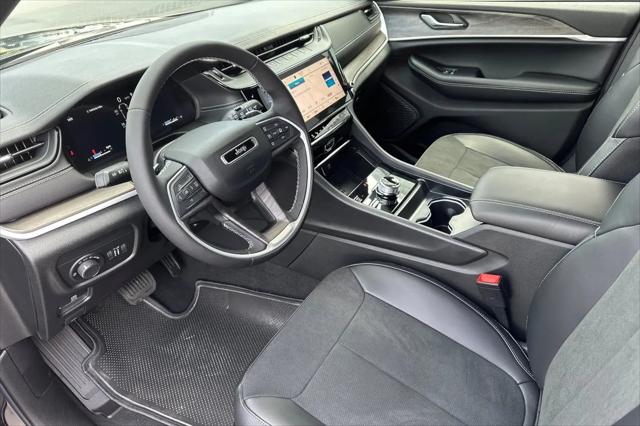 2026 Jeep Grand Cherokee L Altitude 4x4