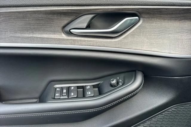 2026 Jeep Grand Cherokee L Altitude 4x4