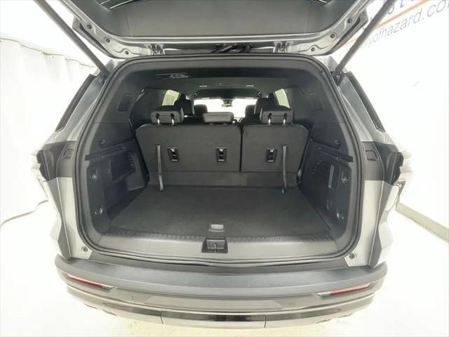 2026 Chevrolet Traverse AWD LT