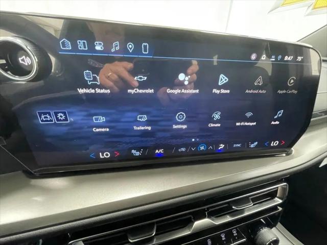 2026 Chevrolet Traverse AWD LT