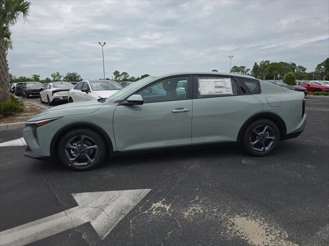 2026 Kia K4 LXS
