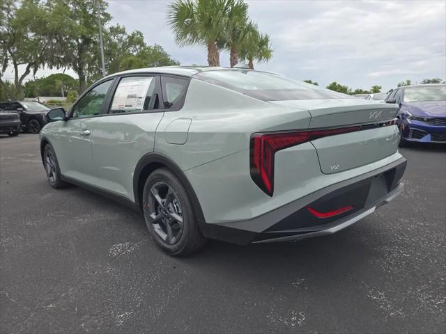 2026 Kia K4 LXS
