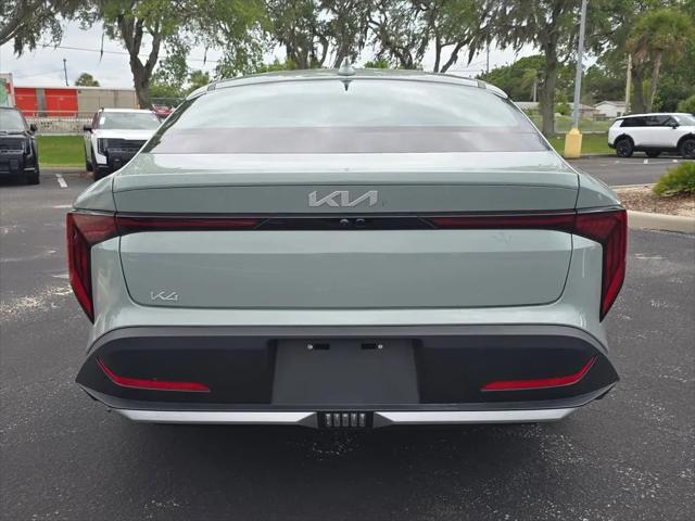 2026 Kia K4 LXS