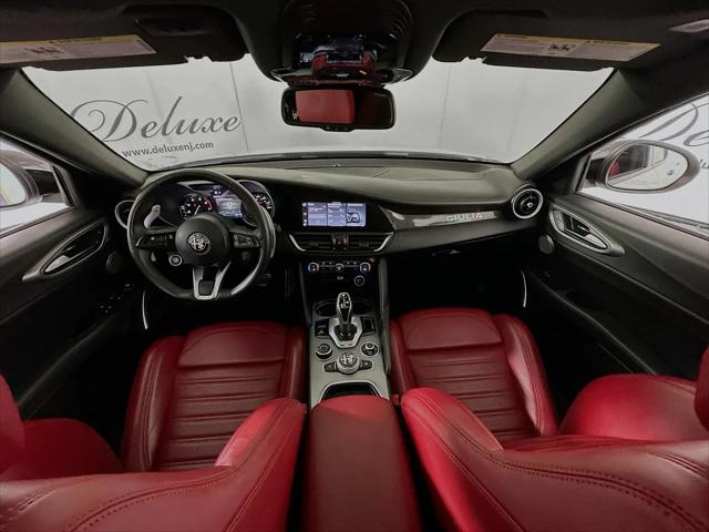 2023 Alfa Romeo Giulia Veloce AWD