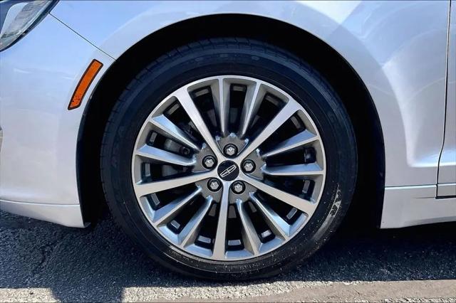 2017 Lincoln MKZ Select