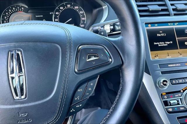 2017 Lincoln MKZ Select