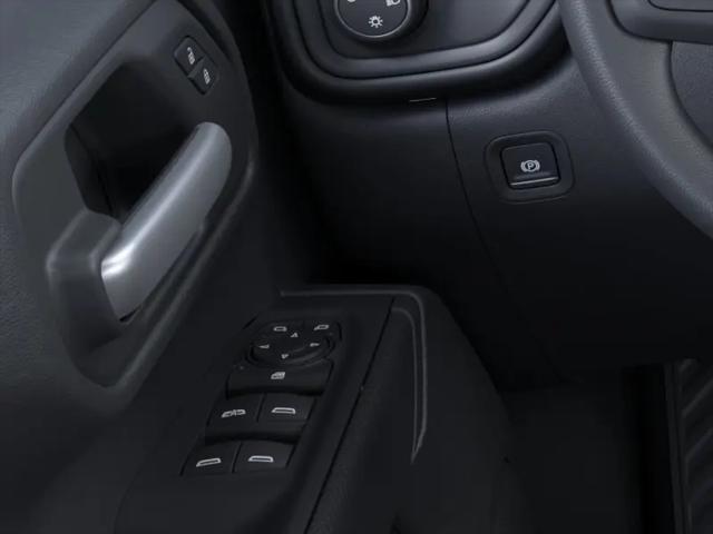 2026 Chevrolet Silverado 1500 4WD Crew Cab Standard Bed Custom