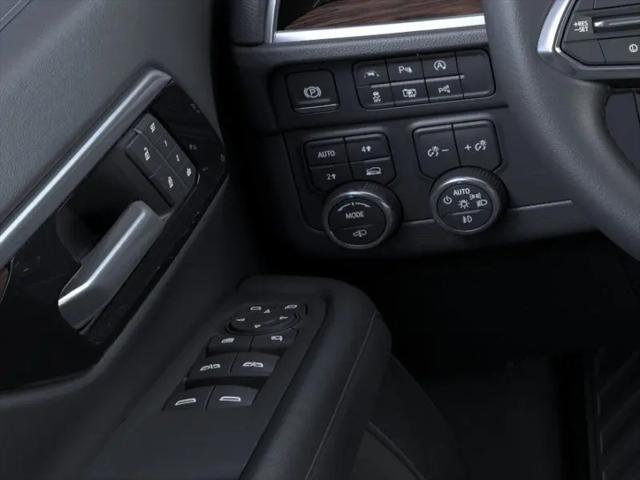 2026 Chevrolet Suburban LT, 4WD