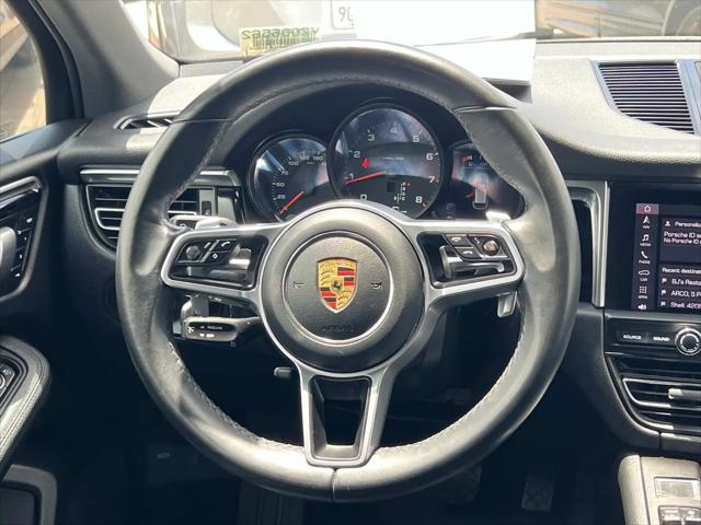 2021 Porsche Macan Macan
