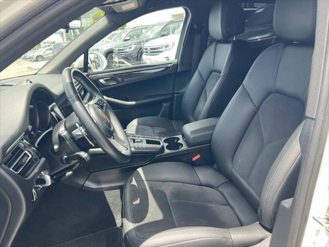 2021 Porsche Macan Macan