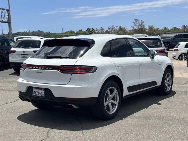 2021 Porsche Macan Macan