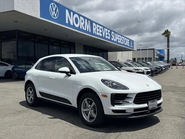 2021 Porsche Macan Macan