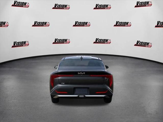 2026 Kia K4 LXS