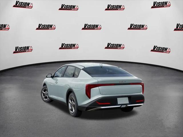 2026 Kia K4 LXS