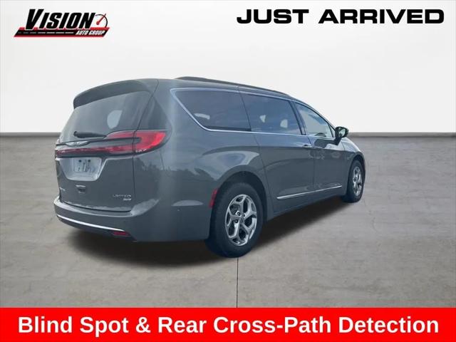 2023 Chrysler Pacifica Limited AWD