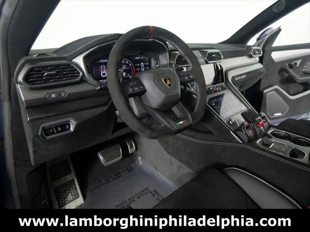 2023 Lamborghini Urus Performante