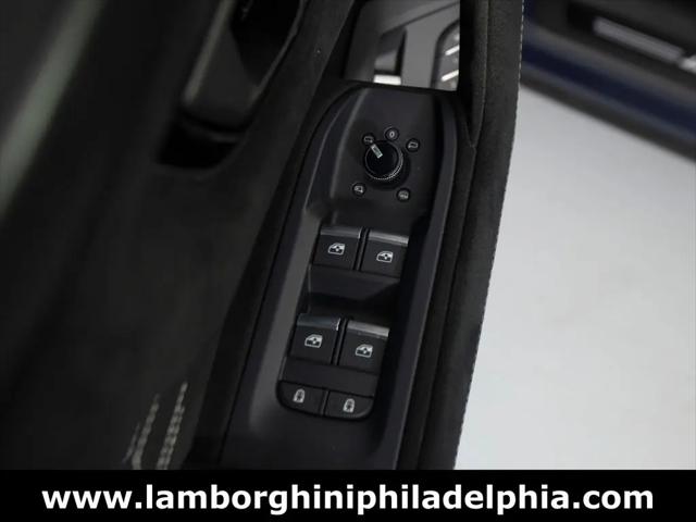2023 Lamborghini Urus Performante