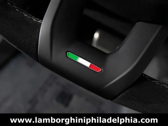 2023 Lamborghini Urus Performante