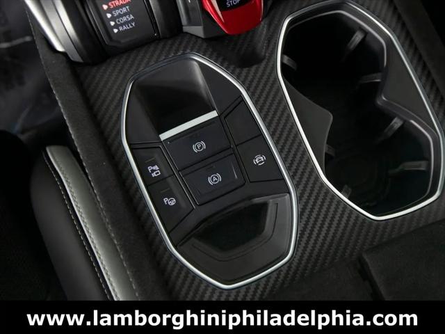 2023 Lamborghini Urus Performante