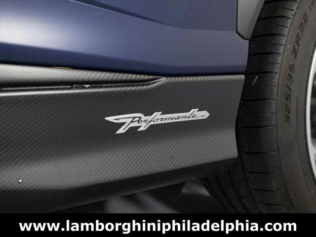 2023 Lamborghini Urus Performante