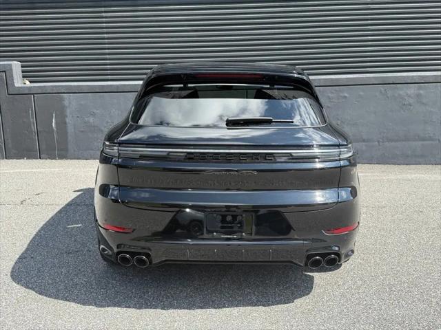 2025 Porsche Cayenne GTS