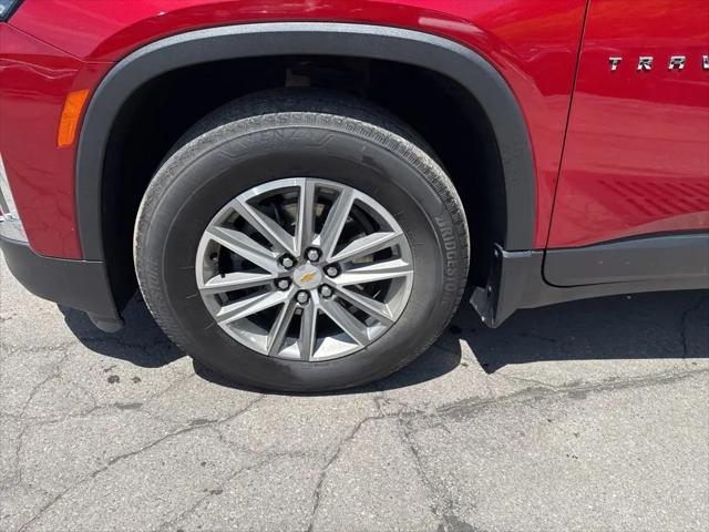 2023 Chevrolet Traverse AWD LT Cloth