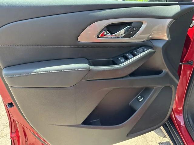 2023 Chevrolet Traverse AWD LT Cloth