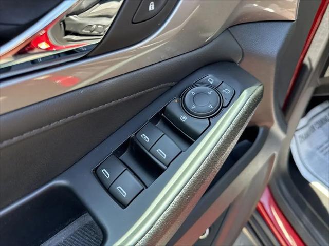 2023 Chevrolet Traverse AWD LT Cloth