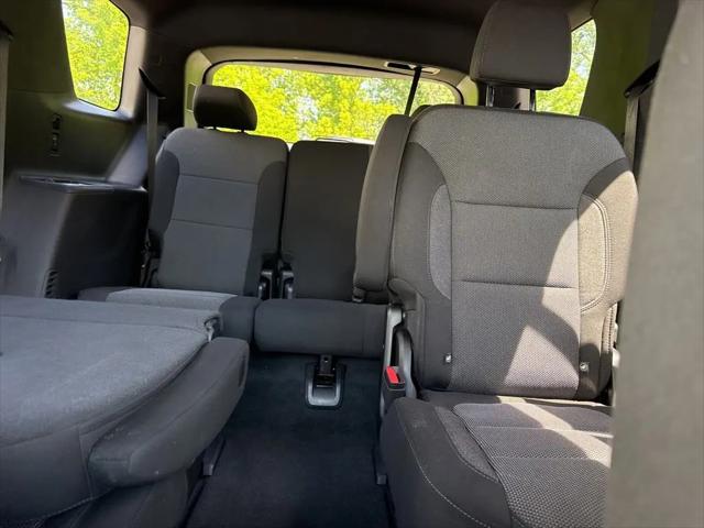 2023 Chevrolet Traverse AWD LT Cloth