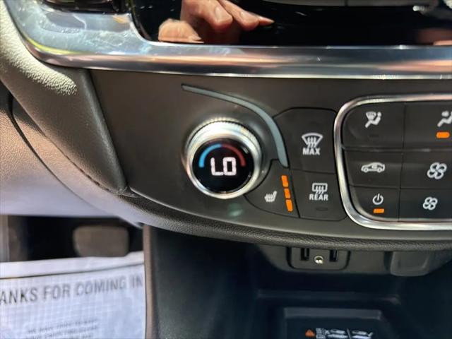 2023 Chevrolet Traverse AWD LT Cloth