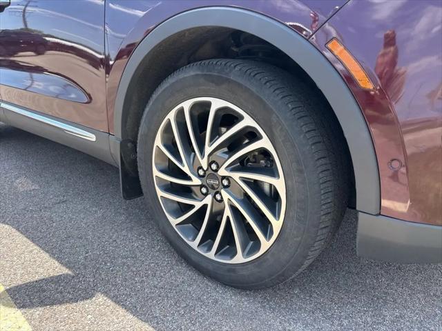 2020 Lincoln Nautilus Reserve