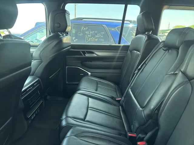 2024 Jeep Wagoneer Series II Carbide