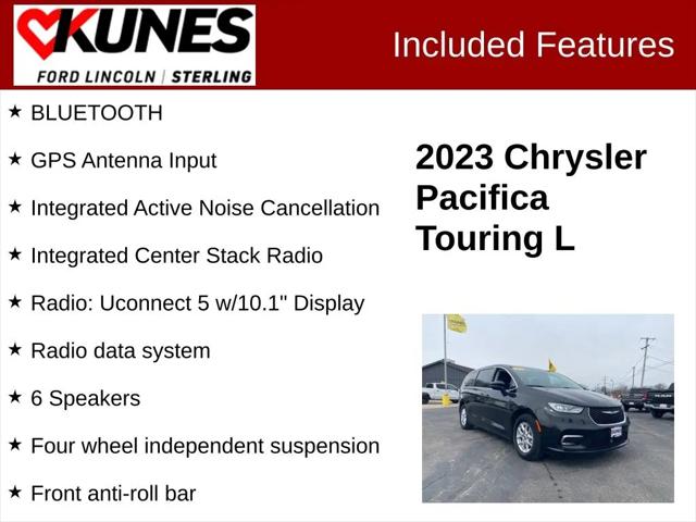 2023 Chrysler Pacifica Touring L