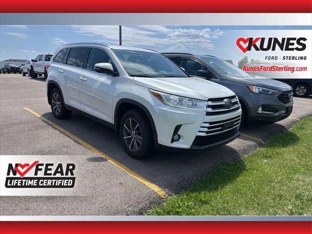 2019 Toyota Highlander XLE for sale in Sterling, IL