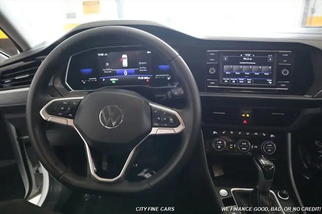 2022 Volkswagen Jetta 1.5T SE