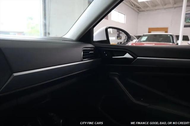 2022 Volkswagen Jetta 1.5T SE