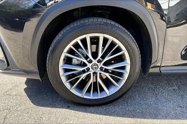 2025 Lexus NX 350h Premium