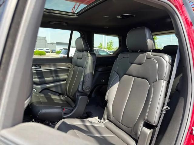 2025 Jeep Grand Cherokee L Limited 4x4