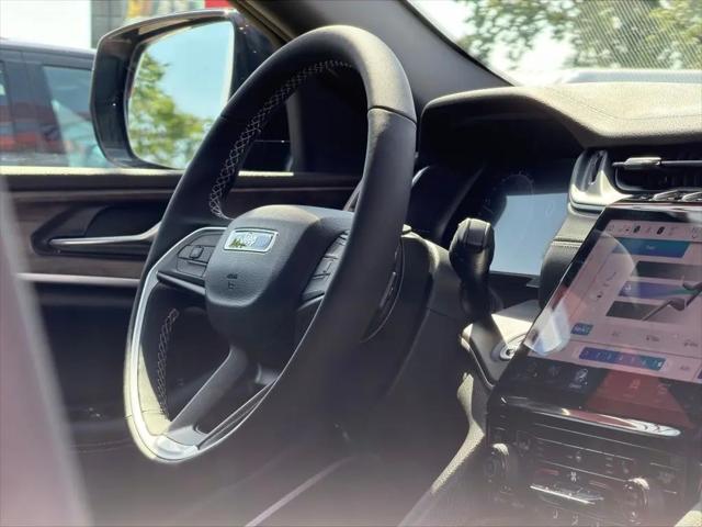 2025 Jeep Grand Cherokee L Limited 4x4