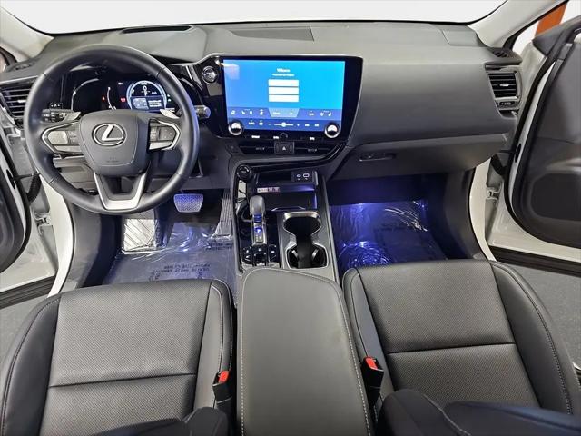 2025 Lexus NX 350h Premium