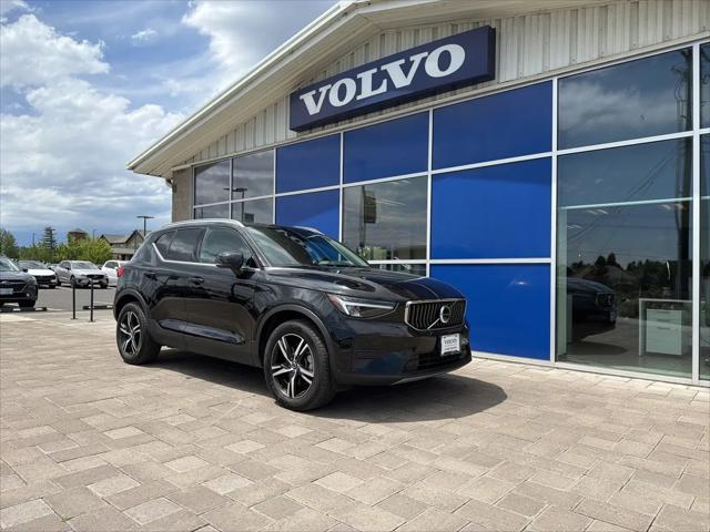 2025 Volvo XC40 B5 Core Bright Theme for sale in Bend, OR