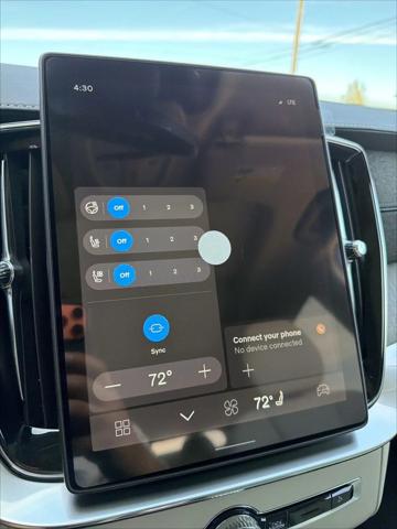 2026 Volvo XC90 Plug-In Hybrid Ultra, T8 AWD, Electric/Gasoline, Bright, 7 Seats