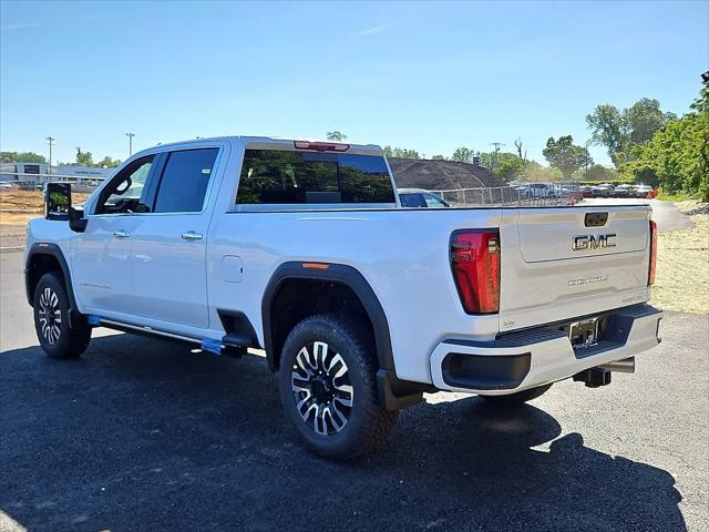 2026 GMC Sierra 2500HD Crew Cab, Standard Bed, Denali Ultimate, 4WD