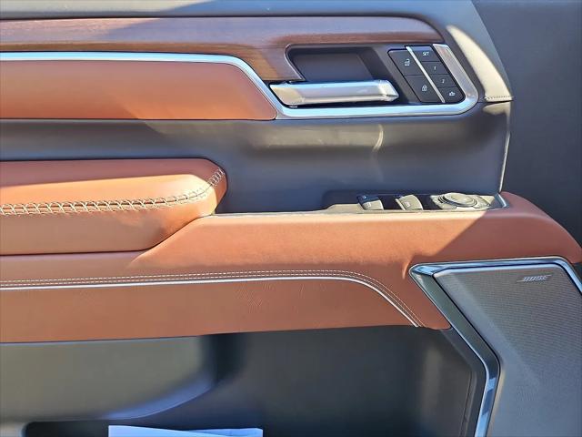 2026 GMC Sierra 2500HD Crew Cab, Standard Bed, Denali Ultimate, 4WD