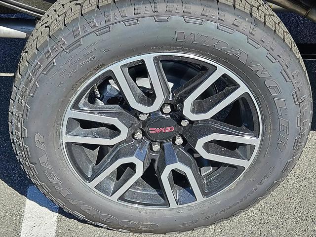 2026 GMC Sierra 1500 Crew Cab, Standard Bed, AT4, 4WD