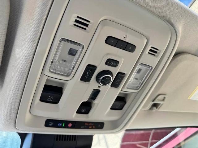 2024 GMC Yukon XL 4WD Denali