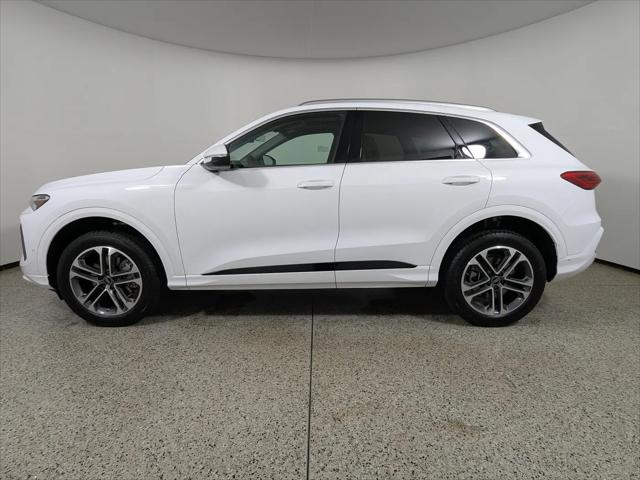 2026 Audi Q5 Premium TFSI quattro S tronic
