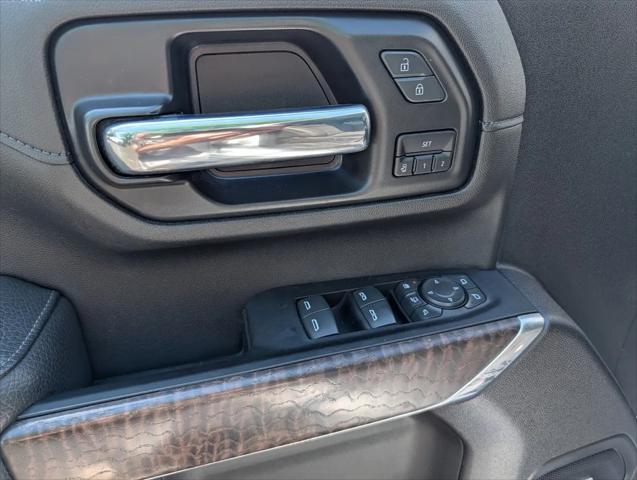 2023 GMC Sierra 2500HD 4WD Crew Cab Standard Bed Denali